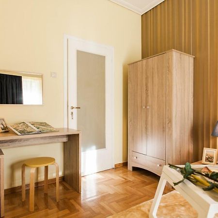 Private Central View Rooms In Apartment Near To Acropolis Metro Station Афіни Екстер'єр фото