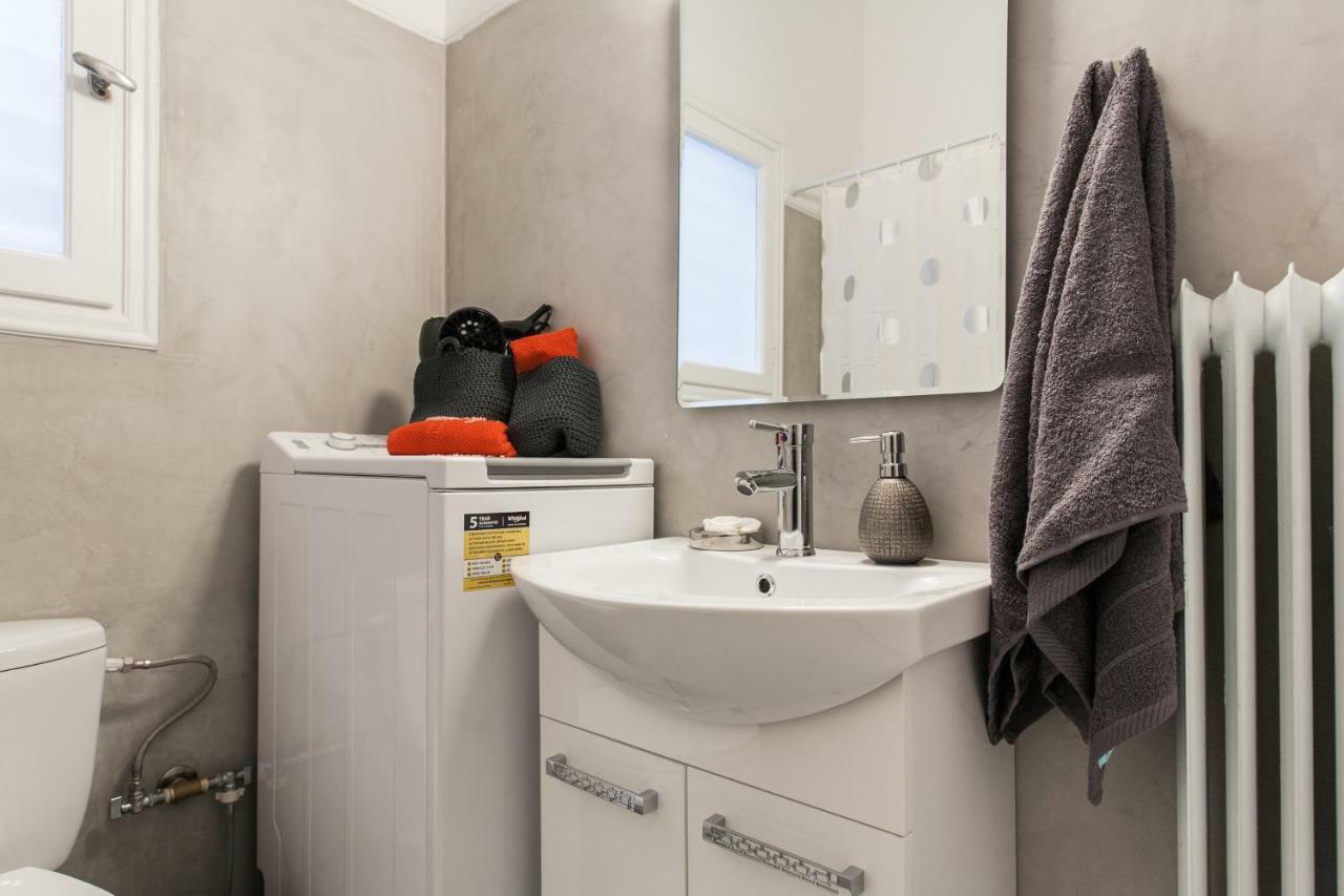 Private Central View Rooms In Apartment Near To Acropolis Metro Station Афіни Екстер'єр фото