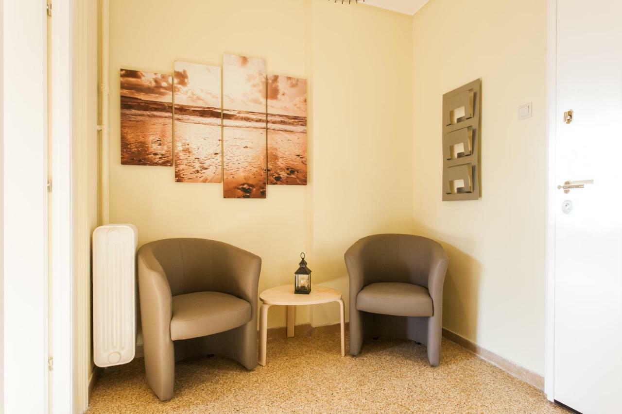 Private Central View Rooms In Apartment Near To Acropolis Metro Station Афіни Екстер'єр фото