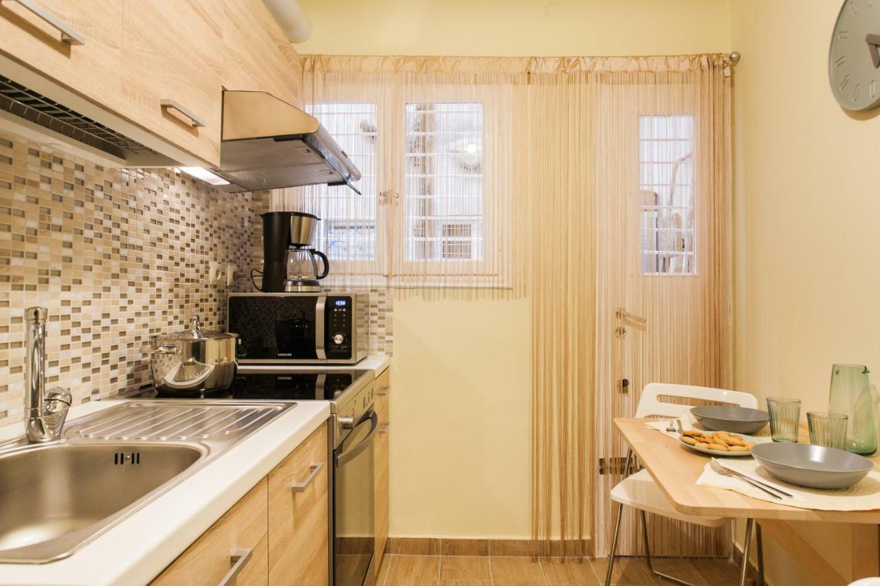 Private Central View Rooms In Apartment Near To Acropolis Metro Station Афіни Екстер'єр фото