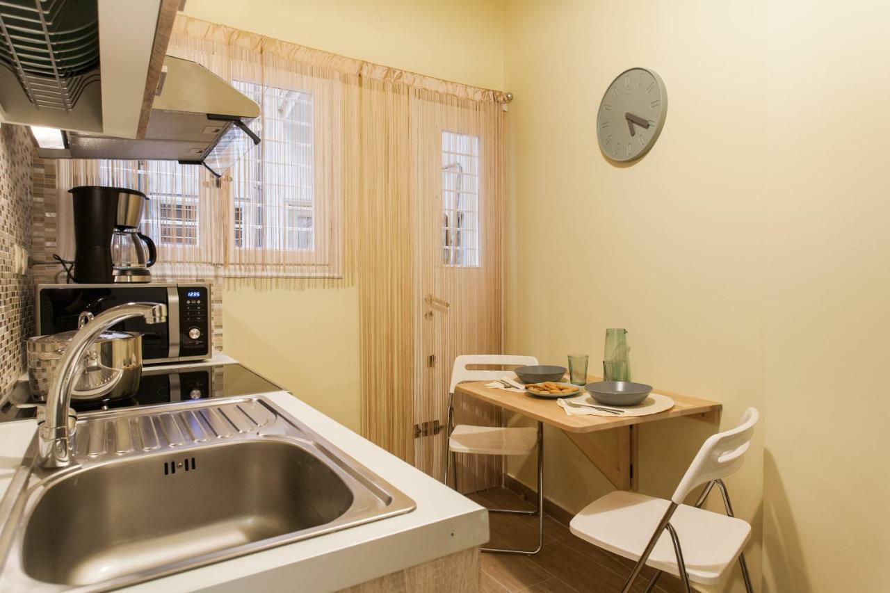 Private Central View Rooms In Apartment Near To Acropolis Metro Station Афіни Екстер'єр фото